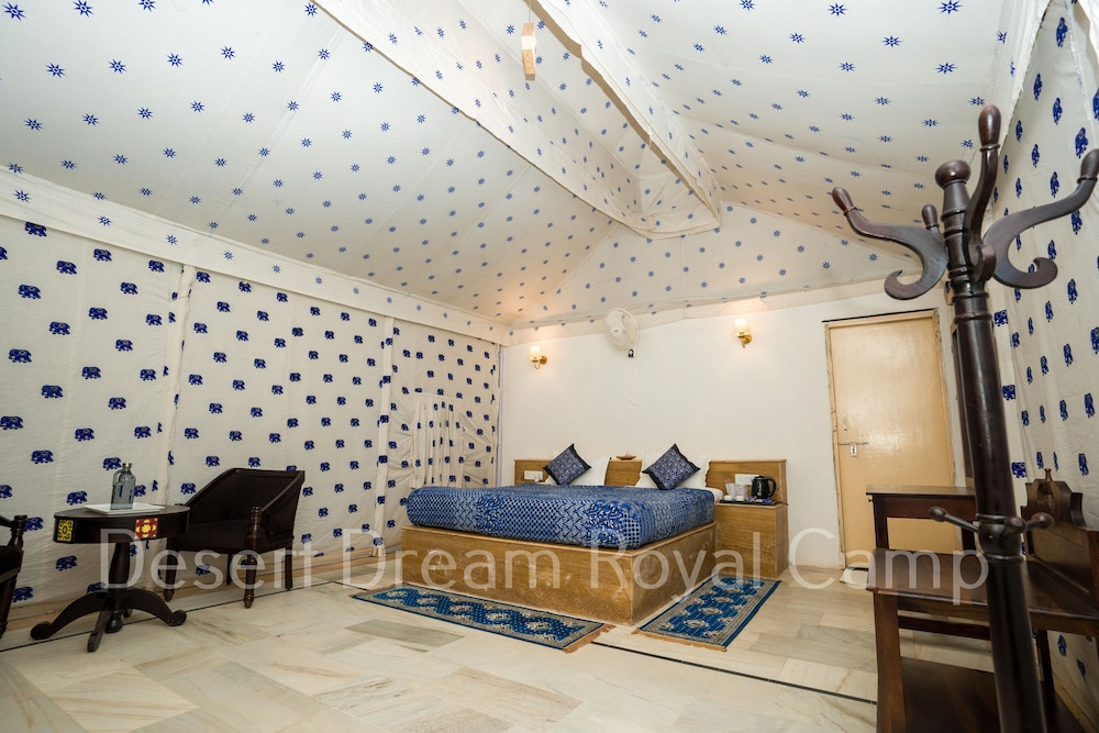 Desert Dream Royal Camp 12/49