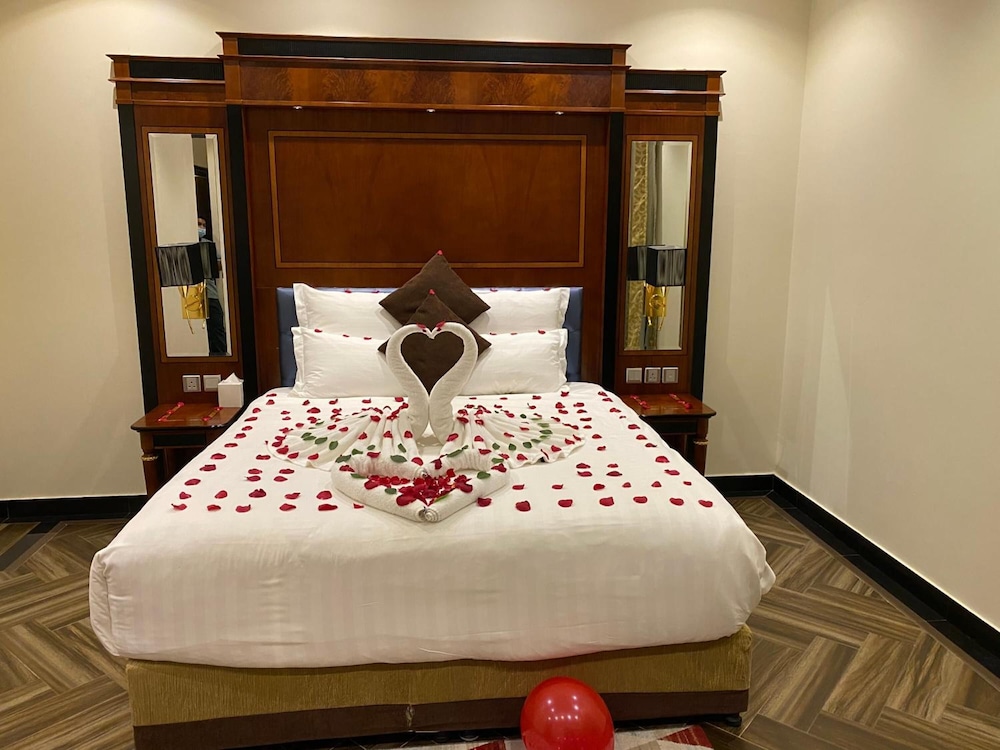 فندق بيوت مكين من ورويك(Makeen Home) 36/98