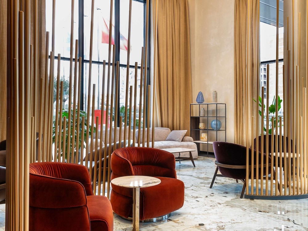 Mercure Tirana 52/73