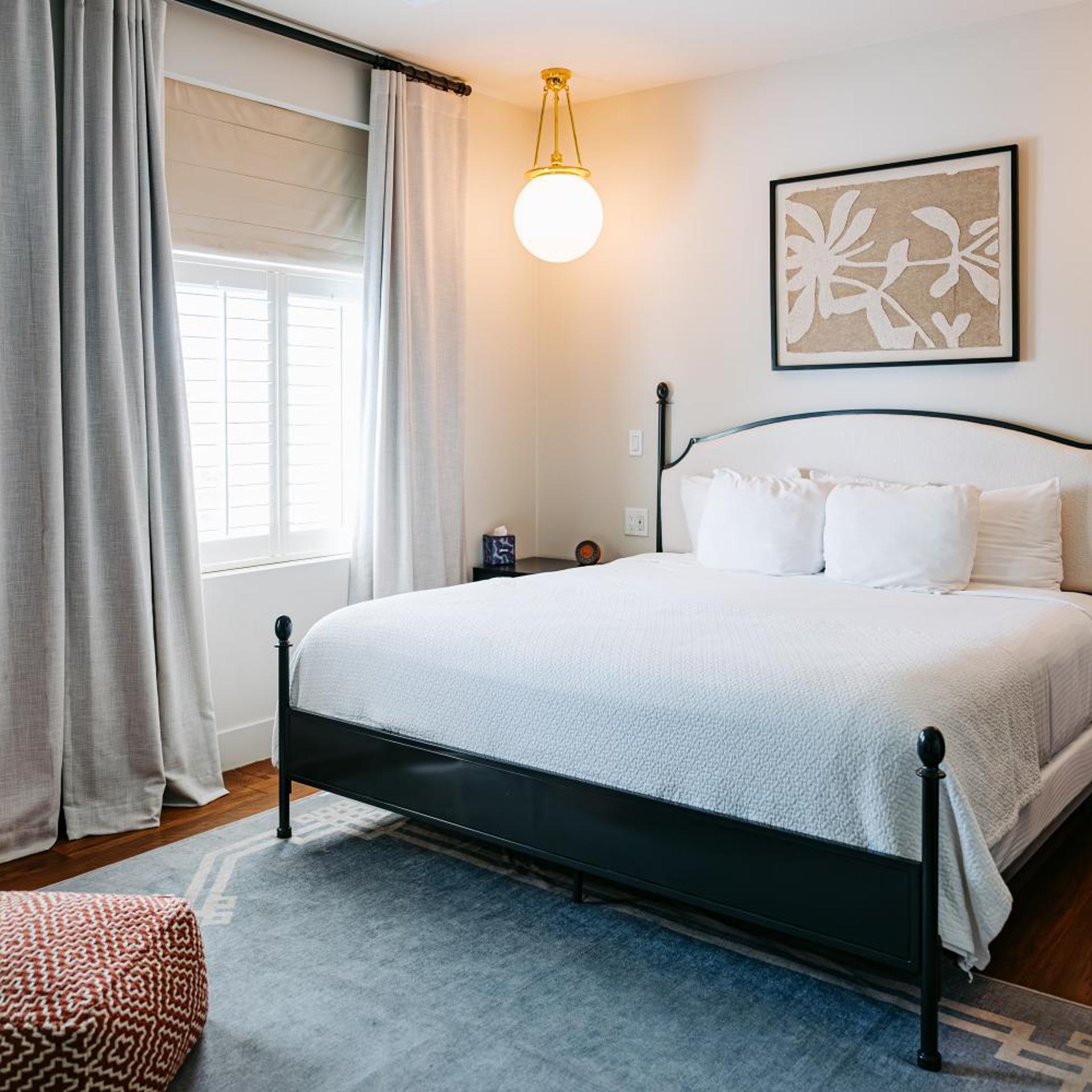 Bespoke Inn, Cafe &amp; Bicycles 7/22