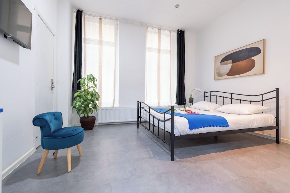 Hotel Abberdeen 19/50