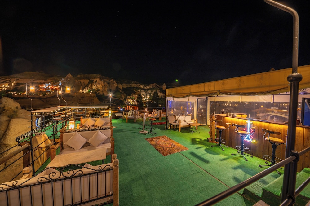 Roma Cave Suite Hotel 42/50