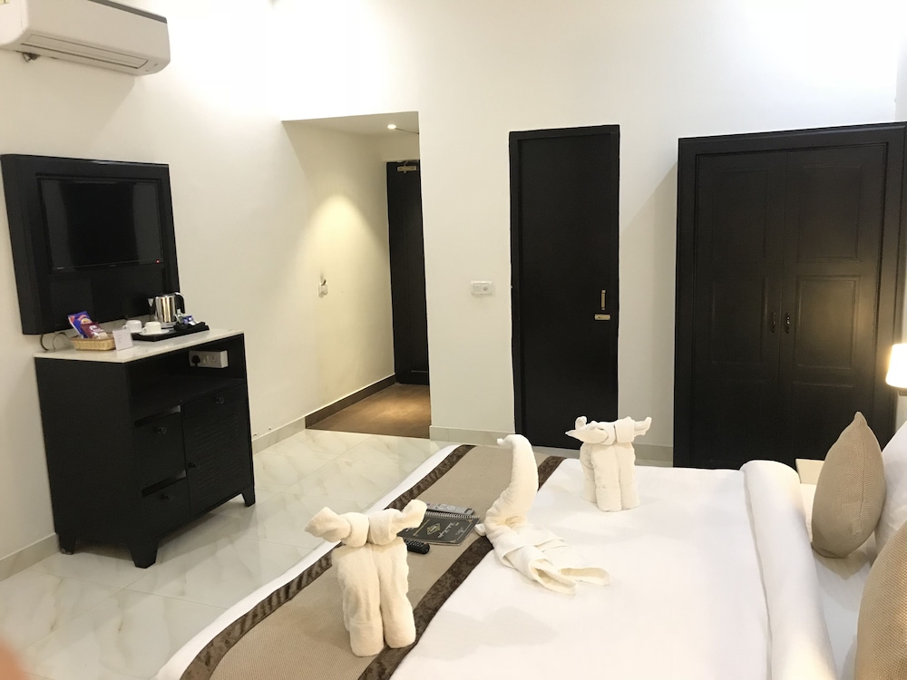 Hotel Bahia Heights 14/28