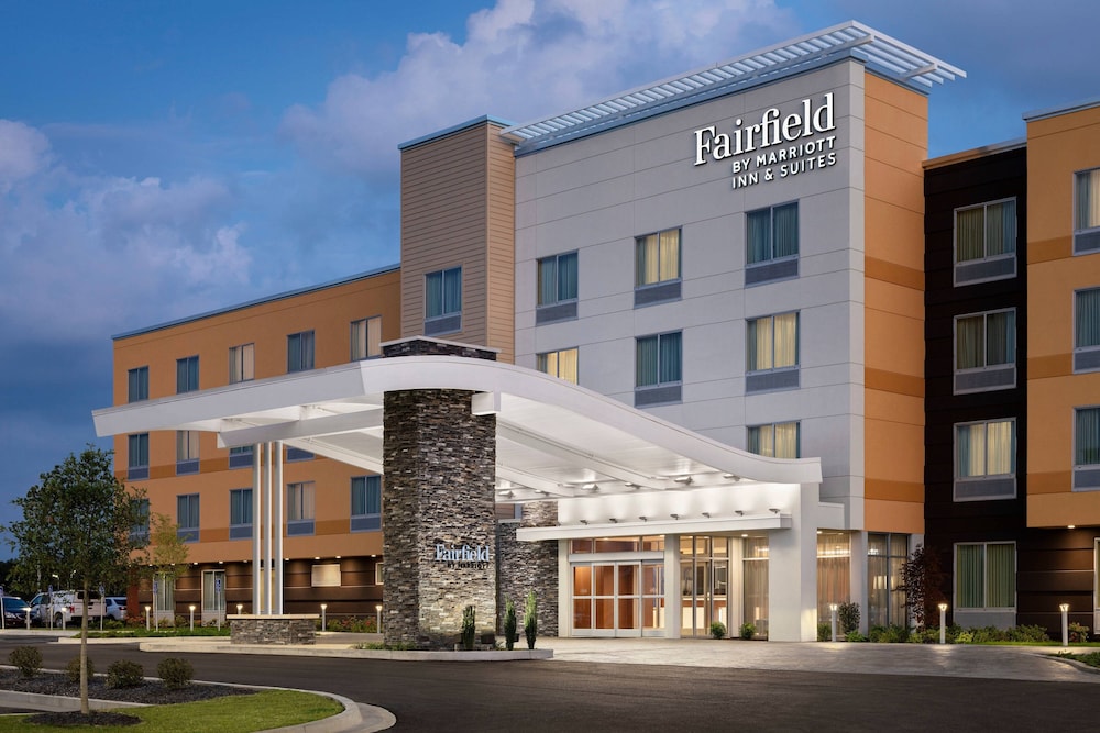 Chandler Hospitality Inn (Holiday Inn Express and Suites Phoenix/Chandler) photo1