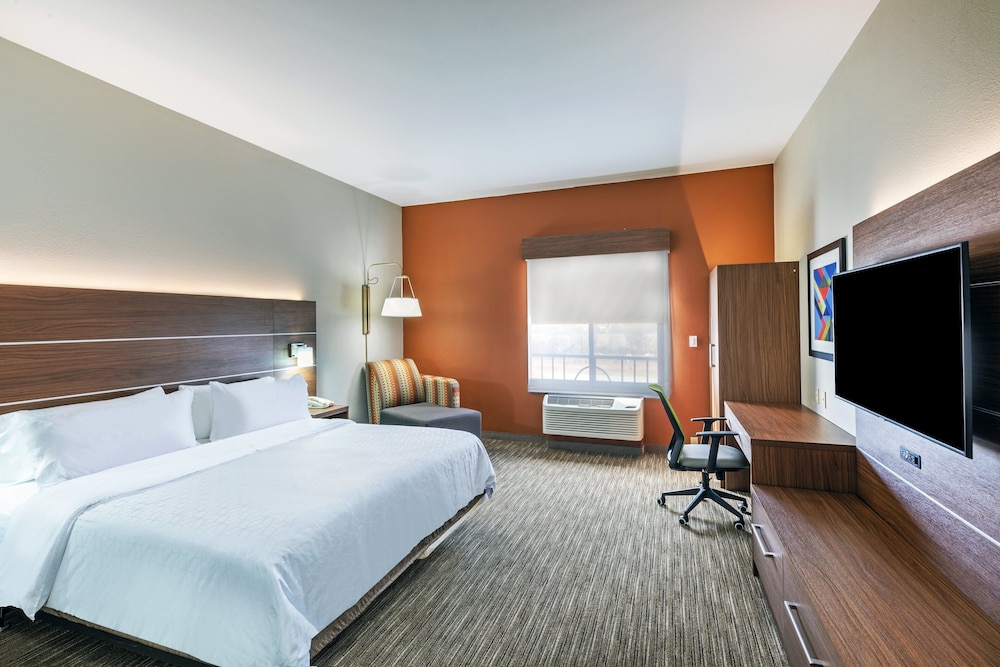 Holiday Inn Express Hotel And Suites Pryor 20/53