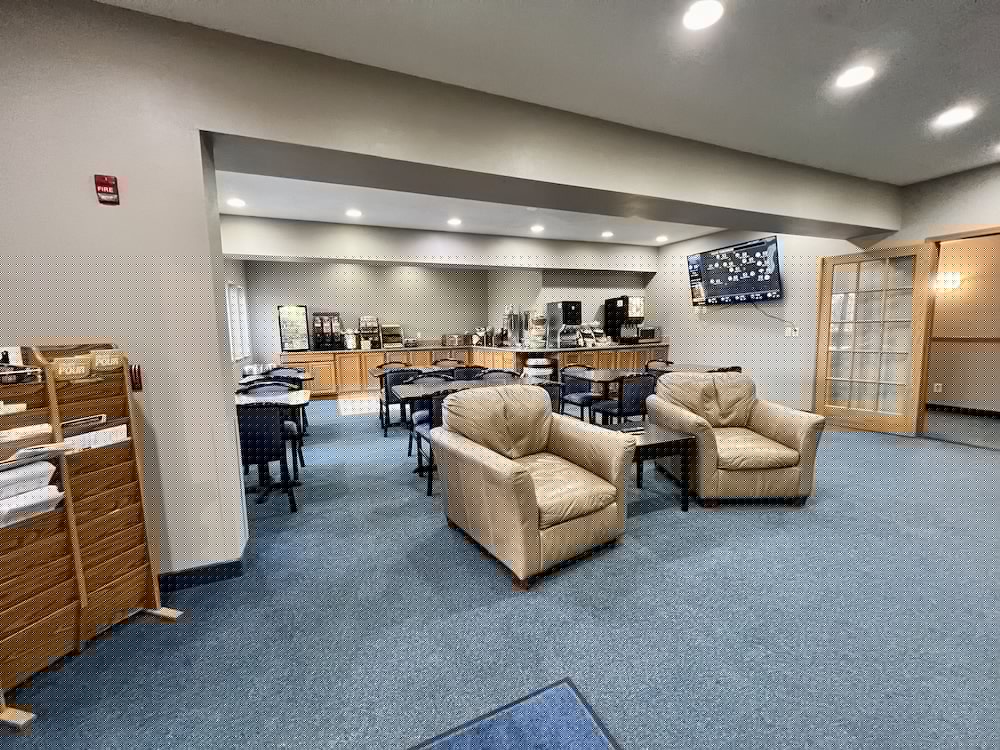 Reston Inn & Suites 31/50