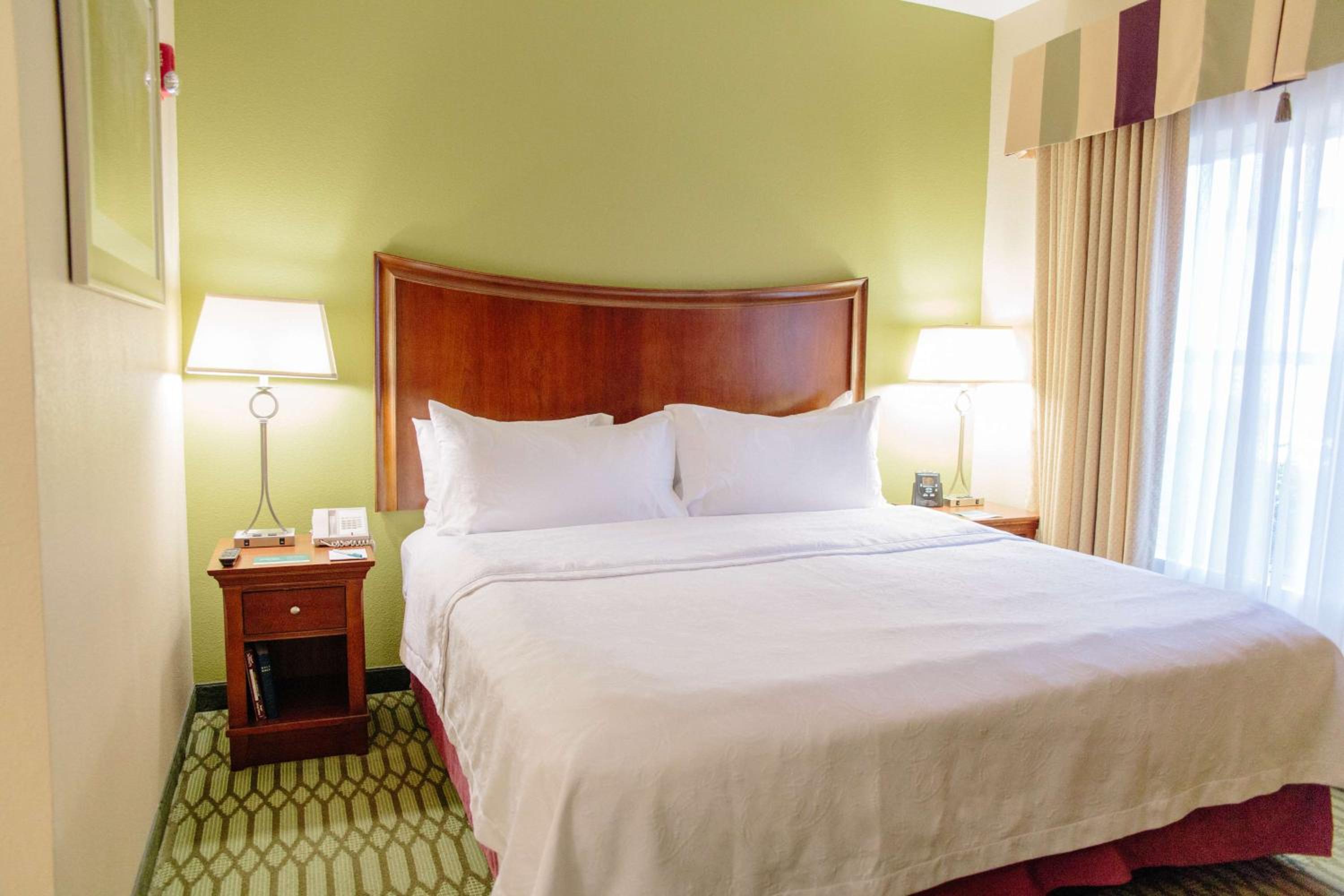 STUDIO, SUITE, KING BED, ACCESSIBLE