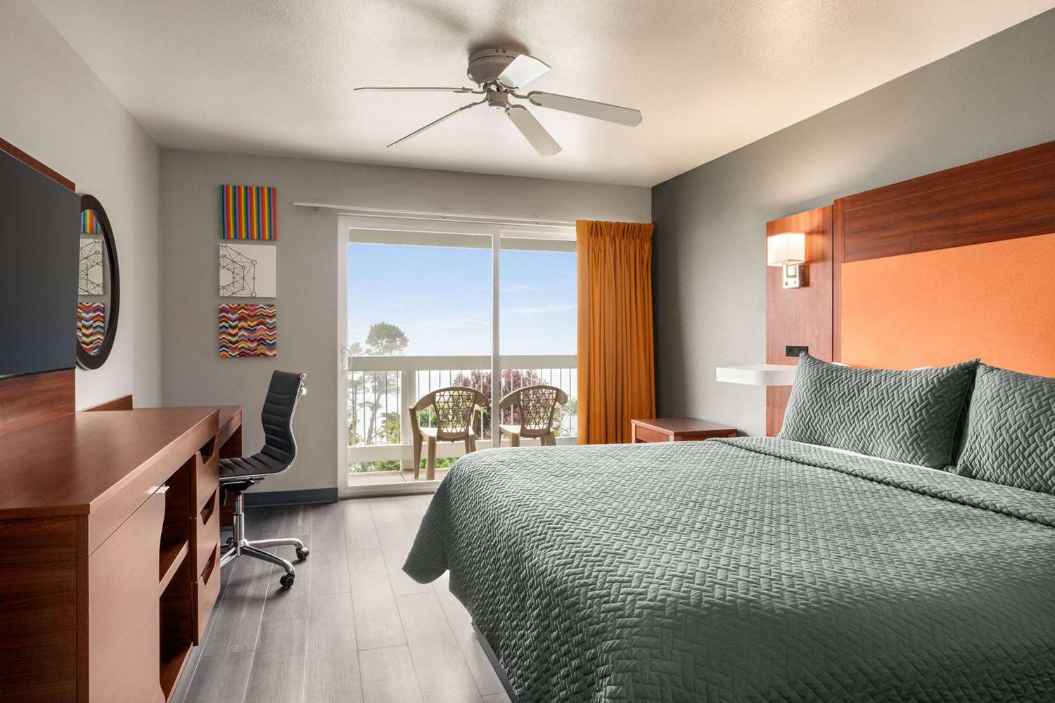 Travelodge By Wyndham Depoe Bay 9/50