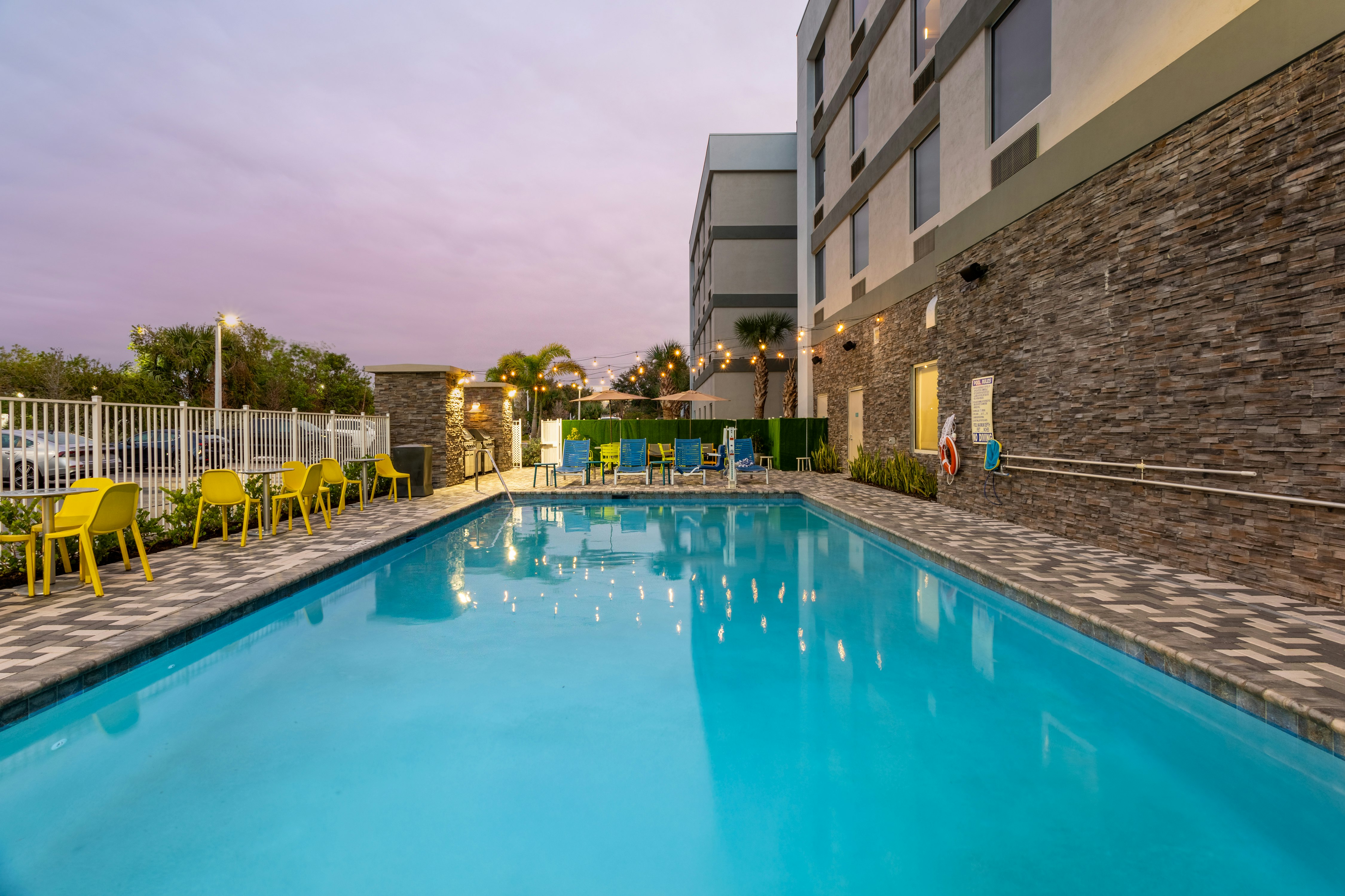 Home2 Suites by Hilton Ft. Pierce I-95 9/16
