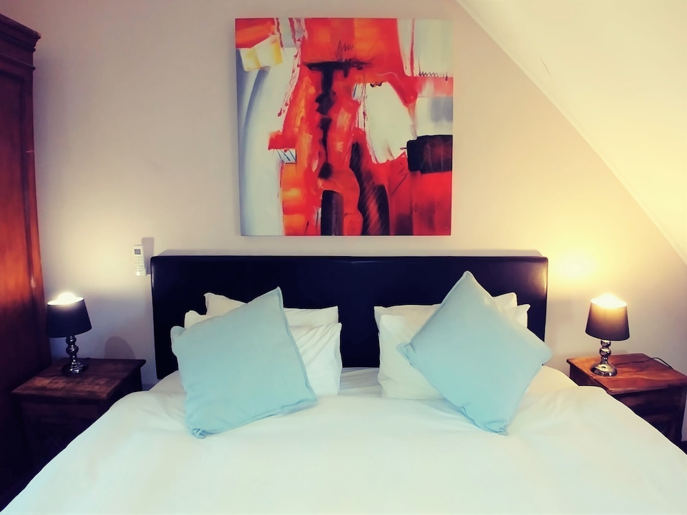 Winelands Villa Guesthouse 16/31