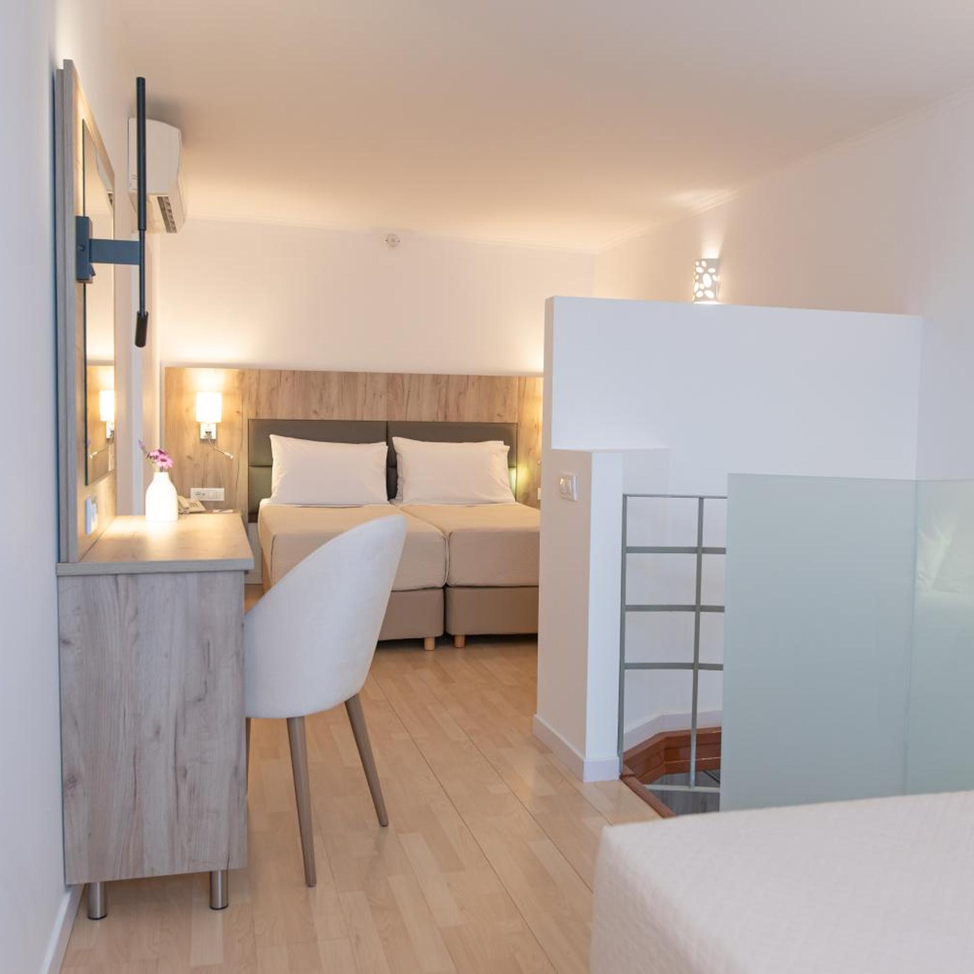1 Bedroom, Loft, Apartment