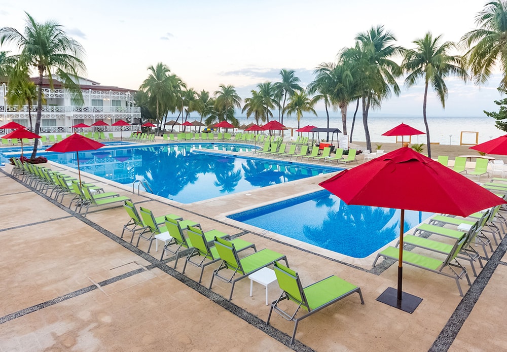 Royal Decameron Indigo Beach Resort and Spa 4/67