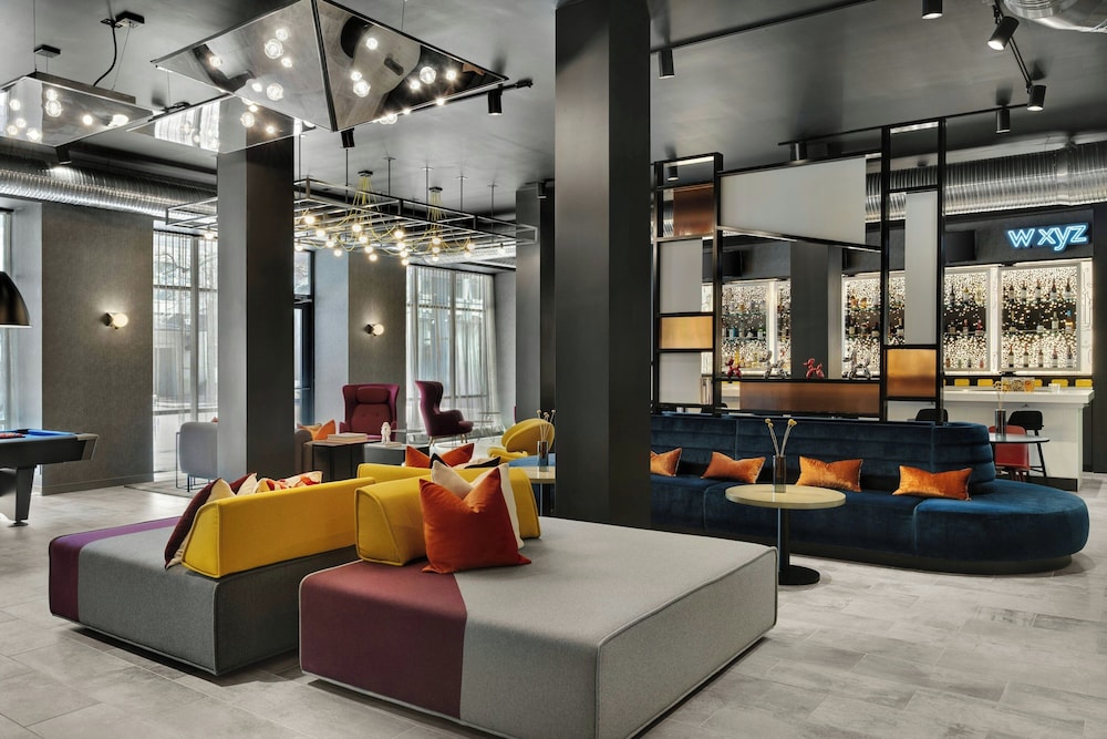 Aloft Indianapolis Downtown 16/36