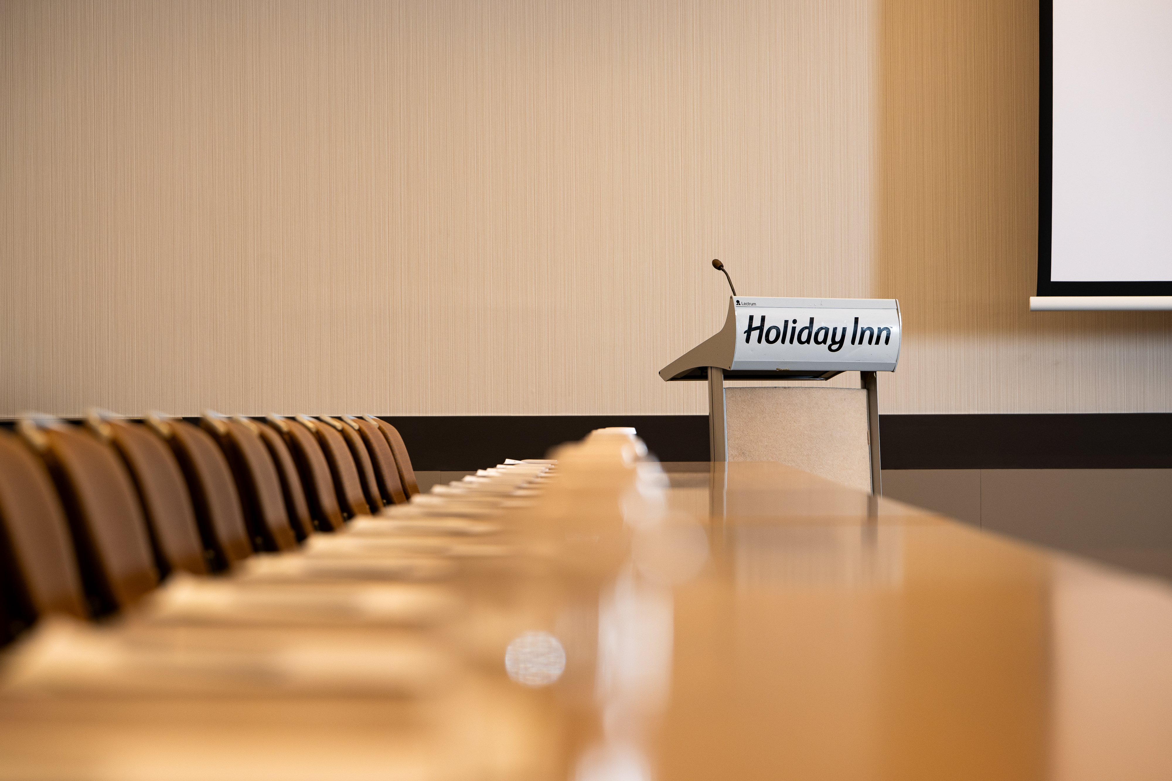 Holiday Inn Athens Airport 17/66