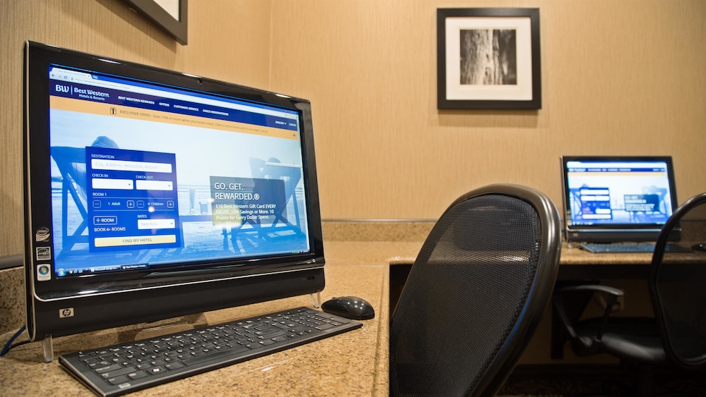 Sonesta Essential Indianapolis Airport 26/34