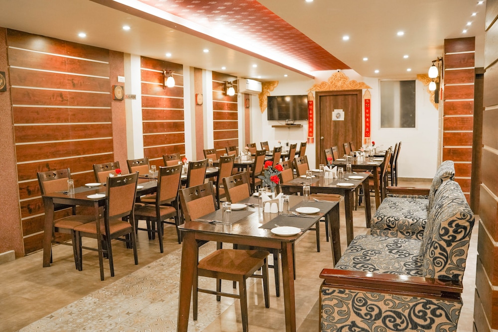 Kingston By Yagi Gangtok 37/50