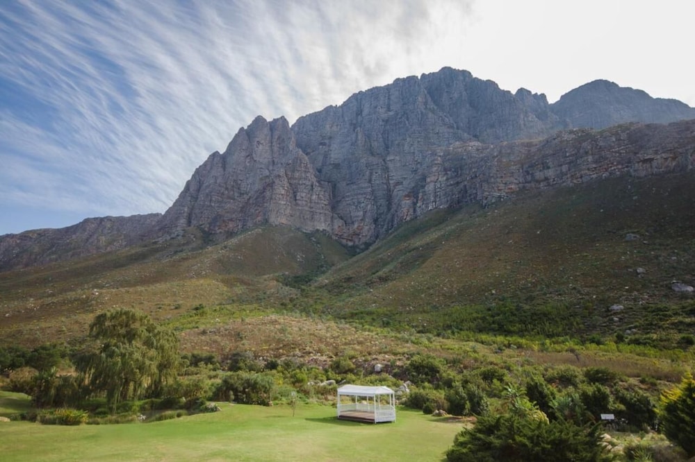 Du Kloof Lodge 18/22