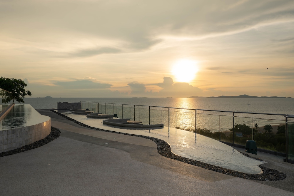 Bayphere Hotel Pattaya JC 46/49