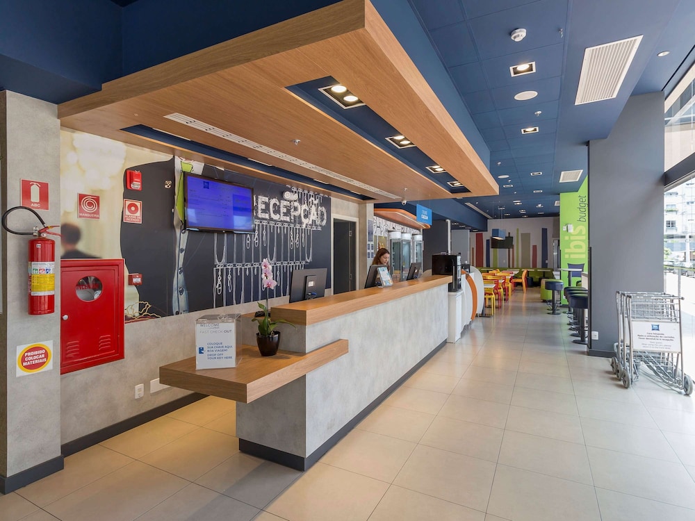 Ibis Budget Blumenau 9/68