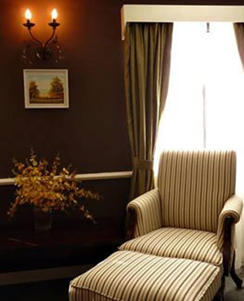 THE SMOKEHOUSE HOTEL 22/50