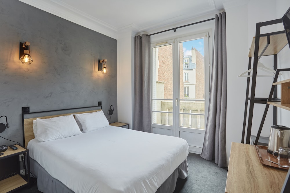Hotel Auguste 3/24
