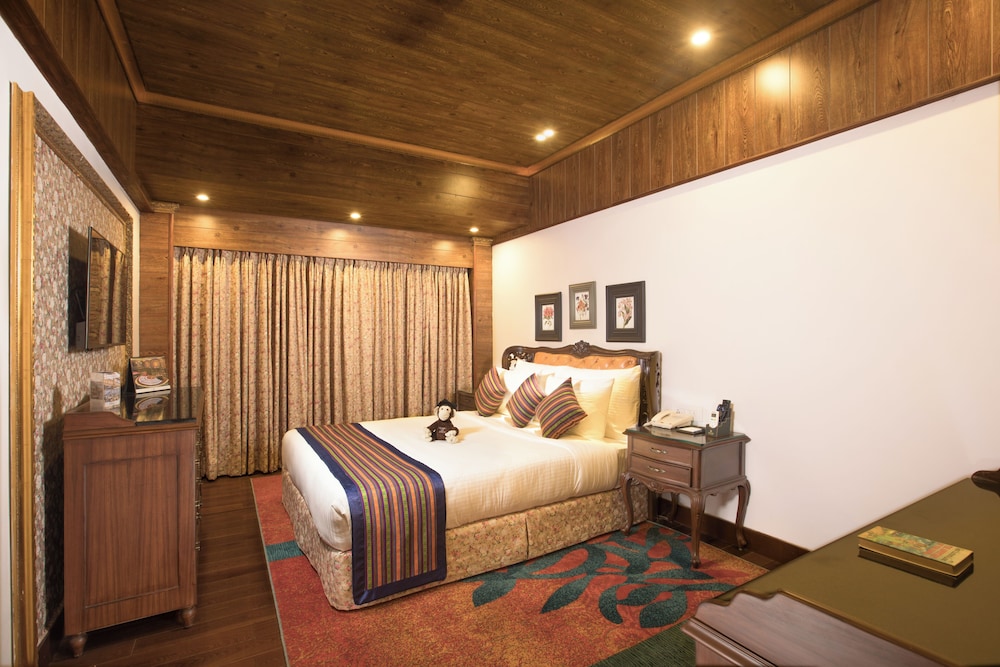 MAYFAIR Himalayan Spa Resort 17/45