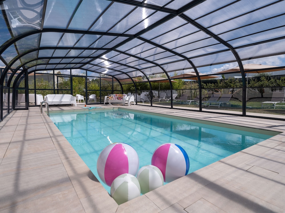 Golden Tulip La Baule 45/79
