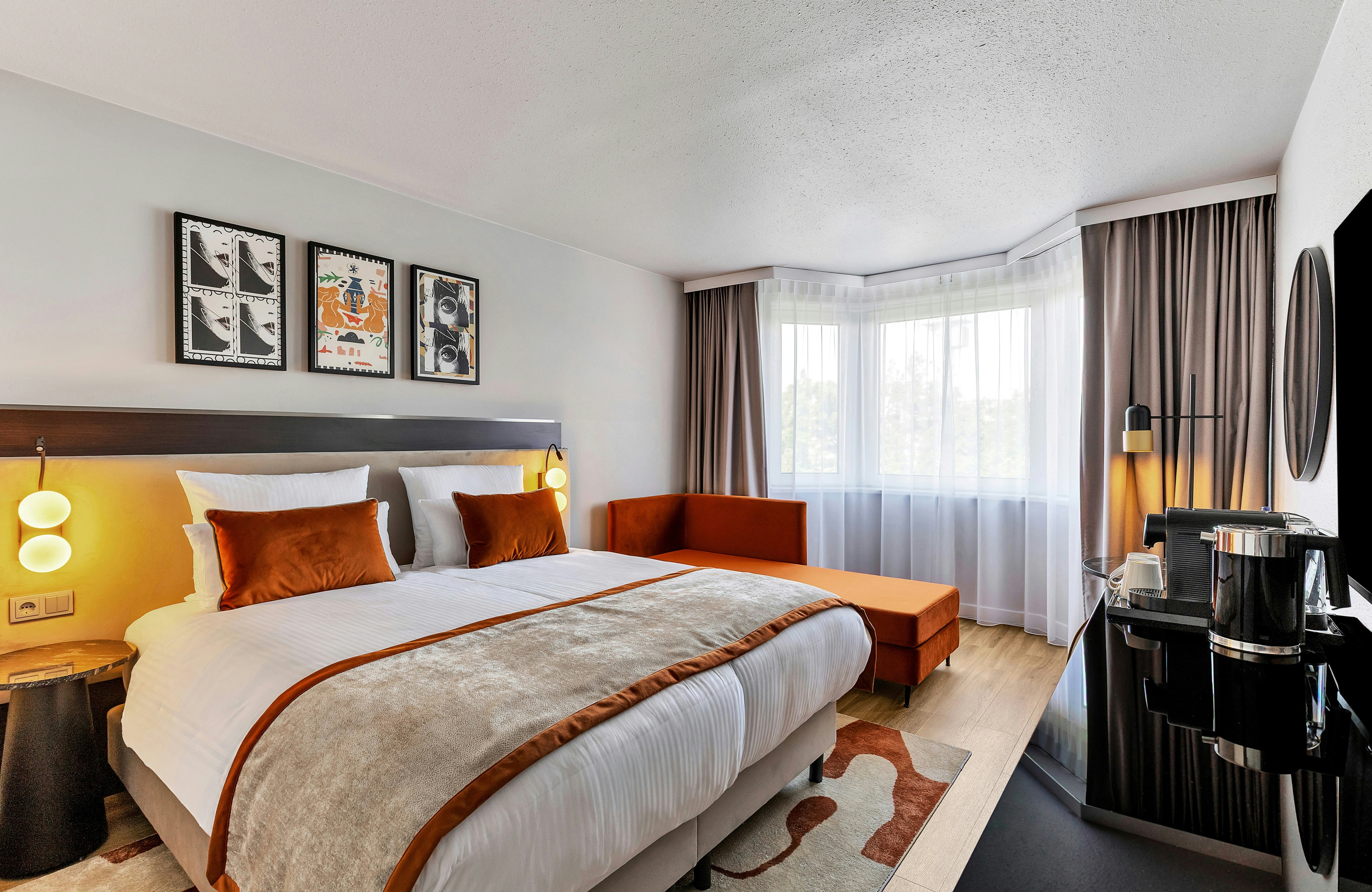 Executive, Double or Twin Bed