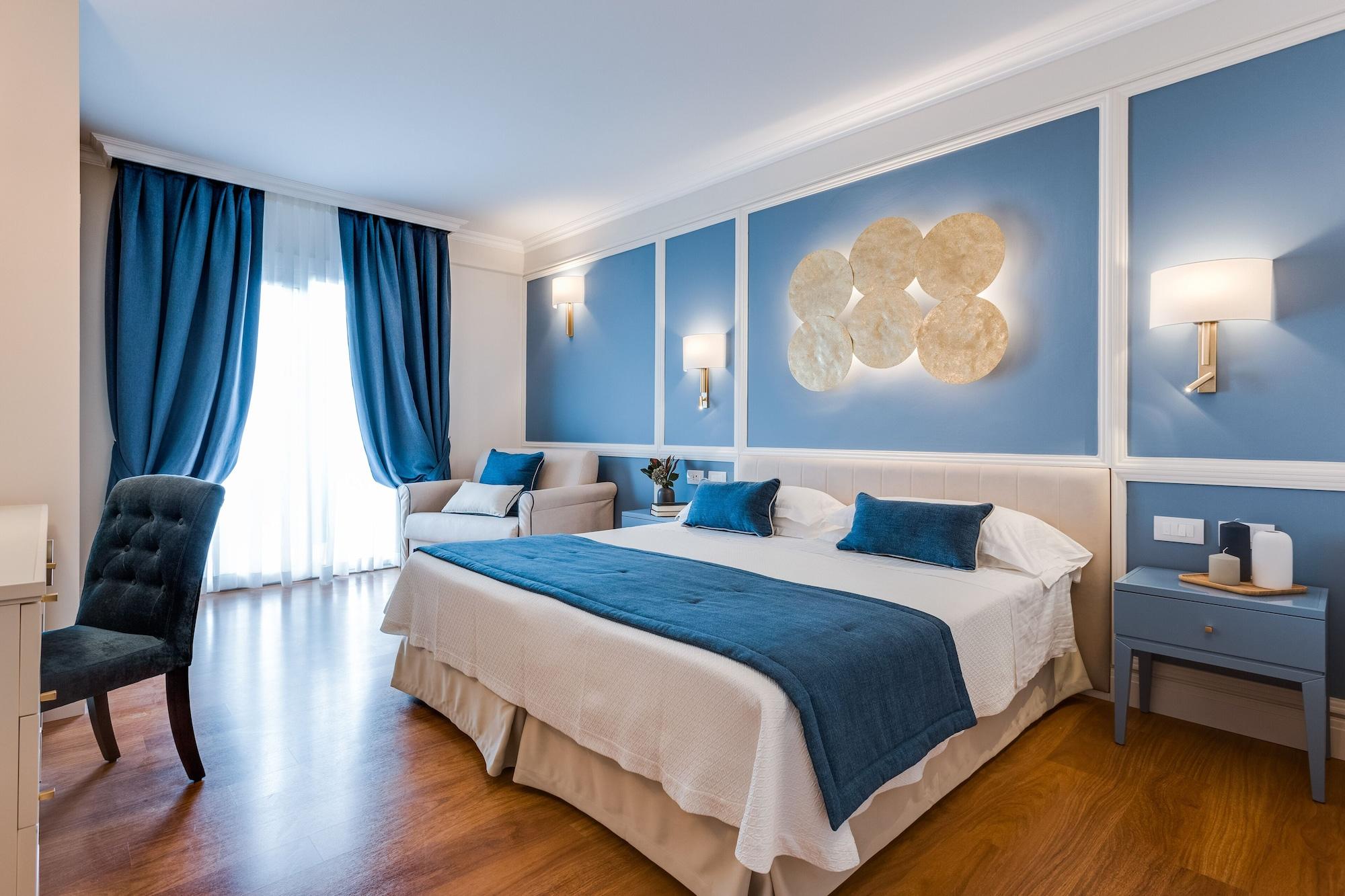 Design, Blue, Triple, Lake View