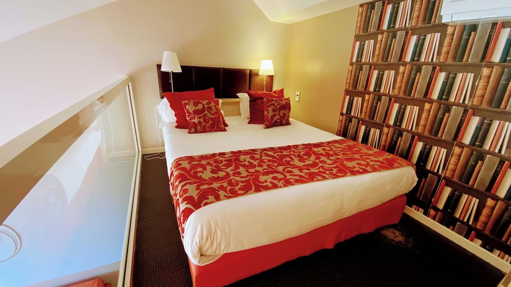 Pamela Hotel Cassis 24/75