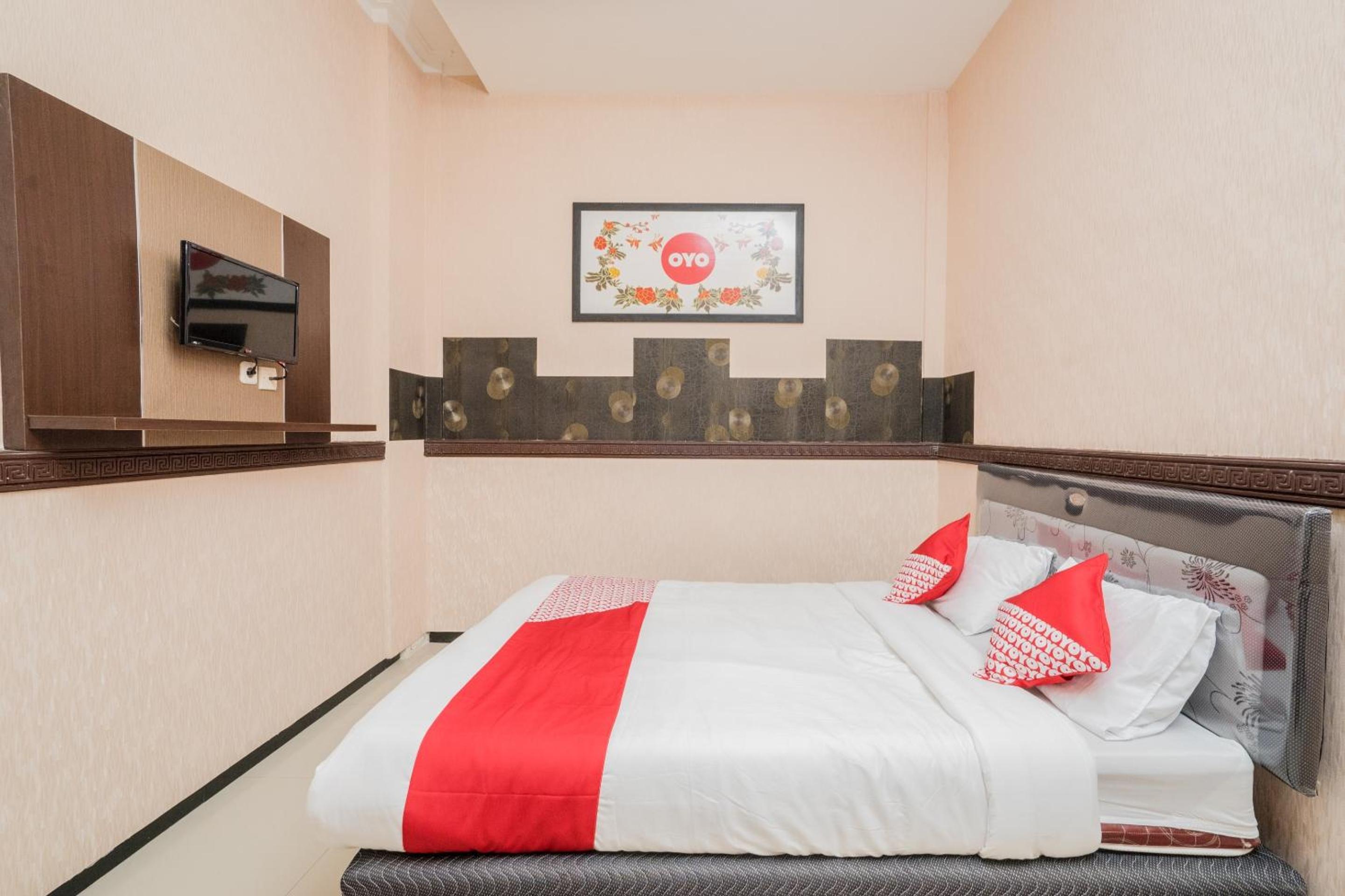 Hotel O Central Batu Near Jatim Park 3 Formerly Bunga Matahari Hotel 11/50