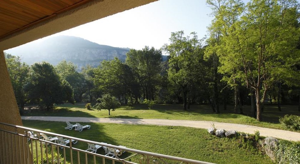 Vacanceole - Le Domaine de Chames 37/45