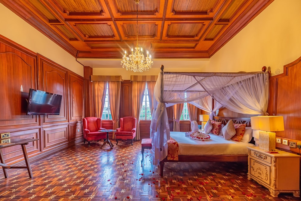 Muthu Sovereign Suites and Spa, Nairobi, Kenya 18/49