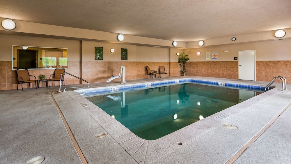 Best Western Plus Capital Inn 5/48