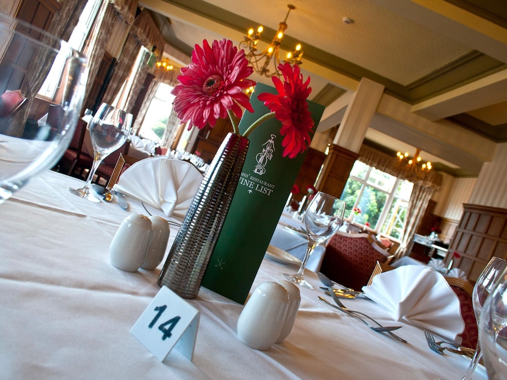 North Shore Hotel and Golf Club 33/43