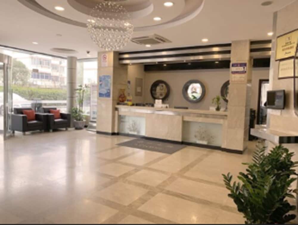 Joyful Star Hotel Pudong Airport Chenyang 13/58