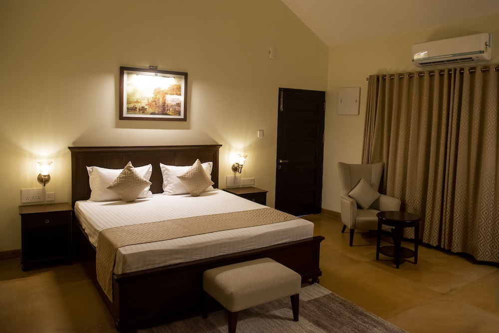 WelcomHeritage Tadoba Vanya Villas resort and Spa 17/61