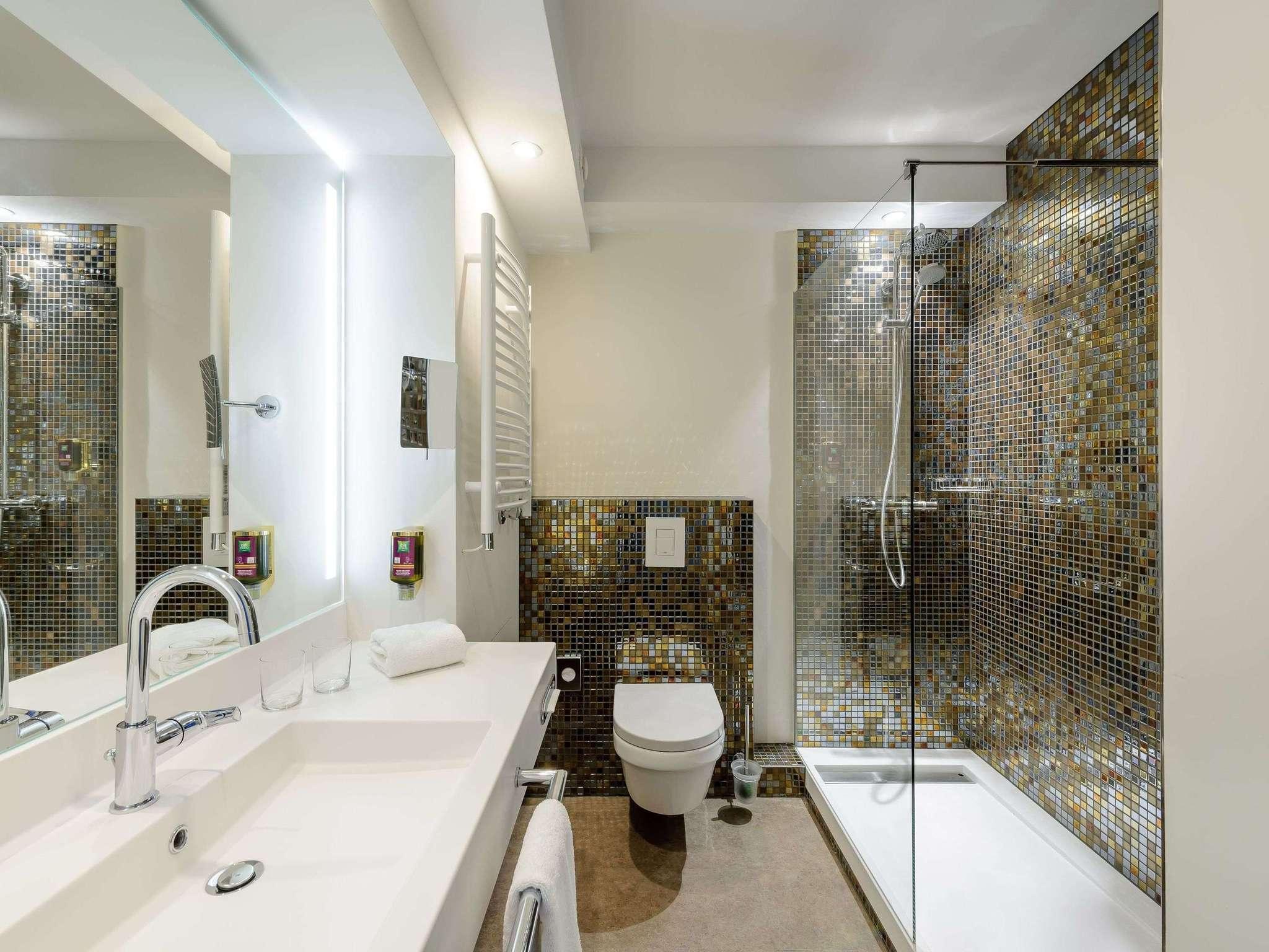 Superior, Double Bed, Water View، ibis Styles Regensburg 9/9