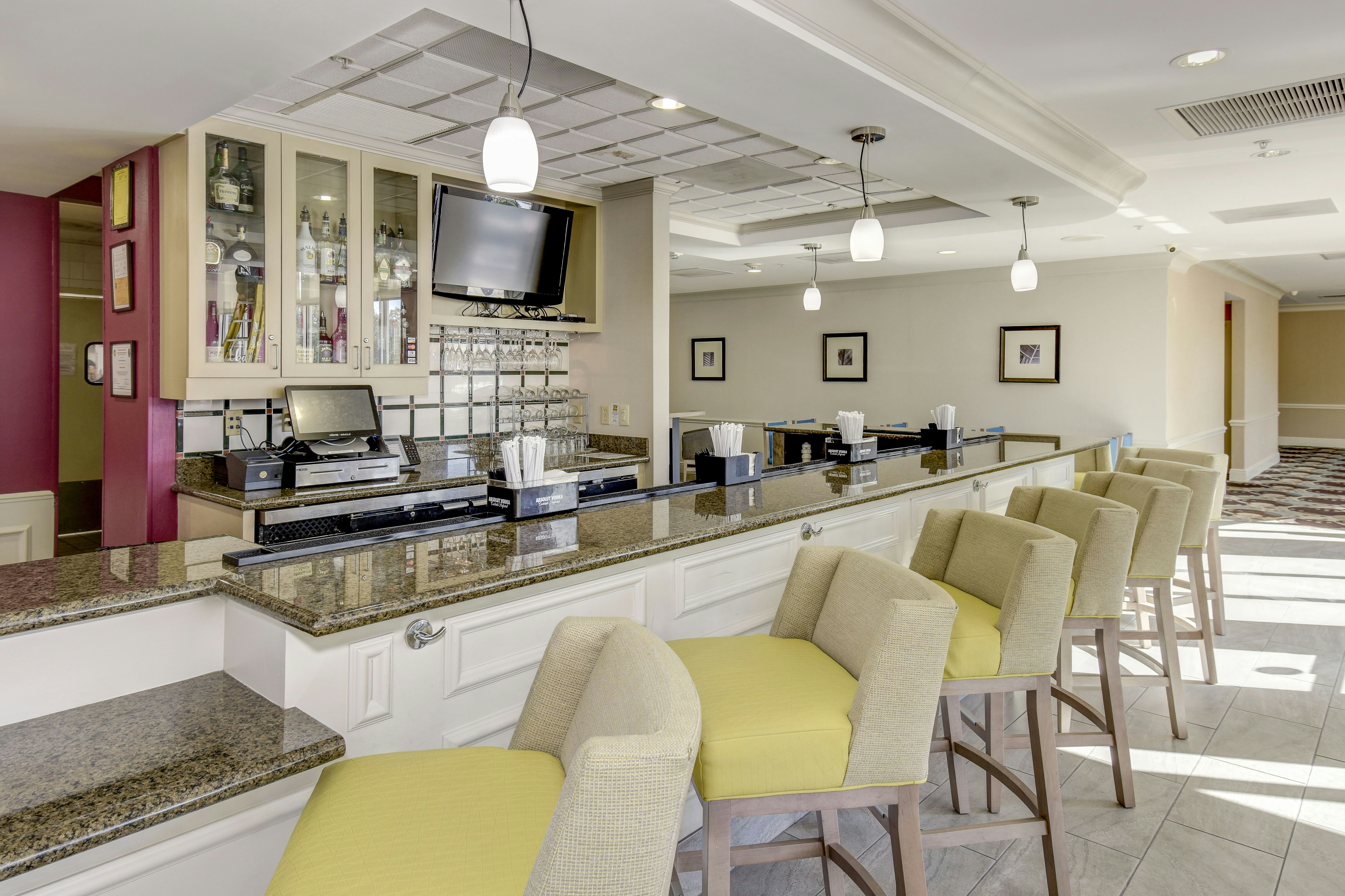 Hilton Garden Inn Waldorf 16/19