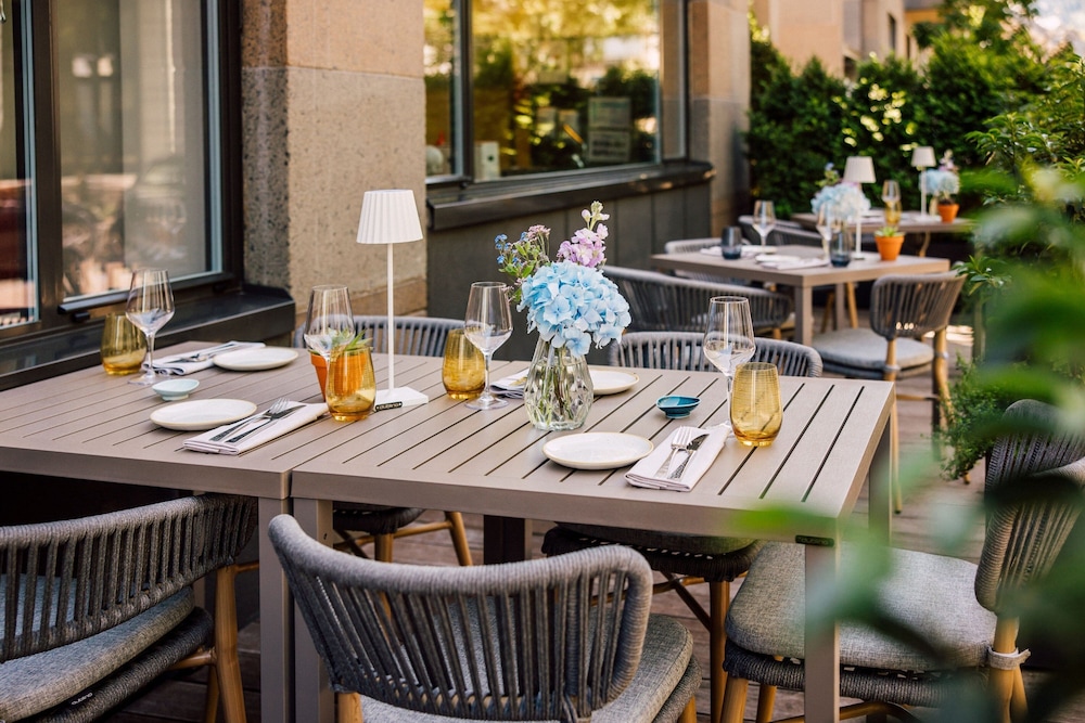 Neues Schloss Privat Hotel Zurich 24/31