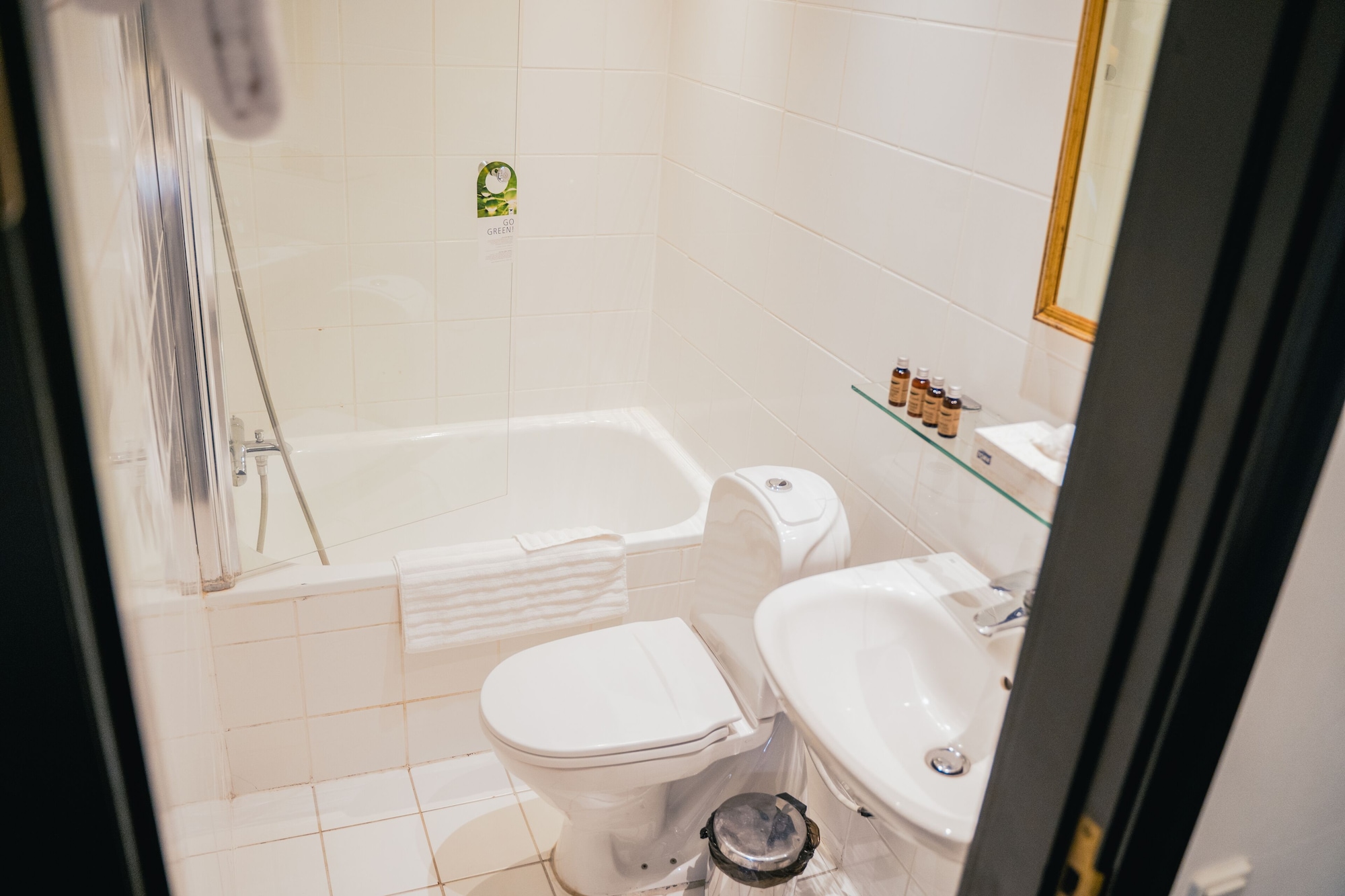 جناح جونيور بسرير كوين، Hotel Bella Grande 3/3
