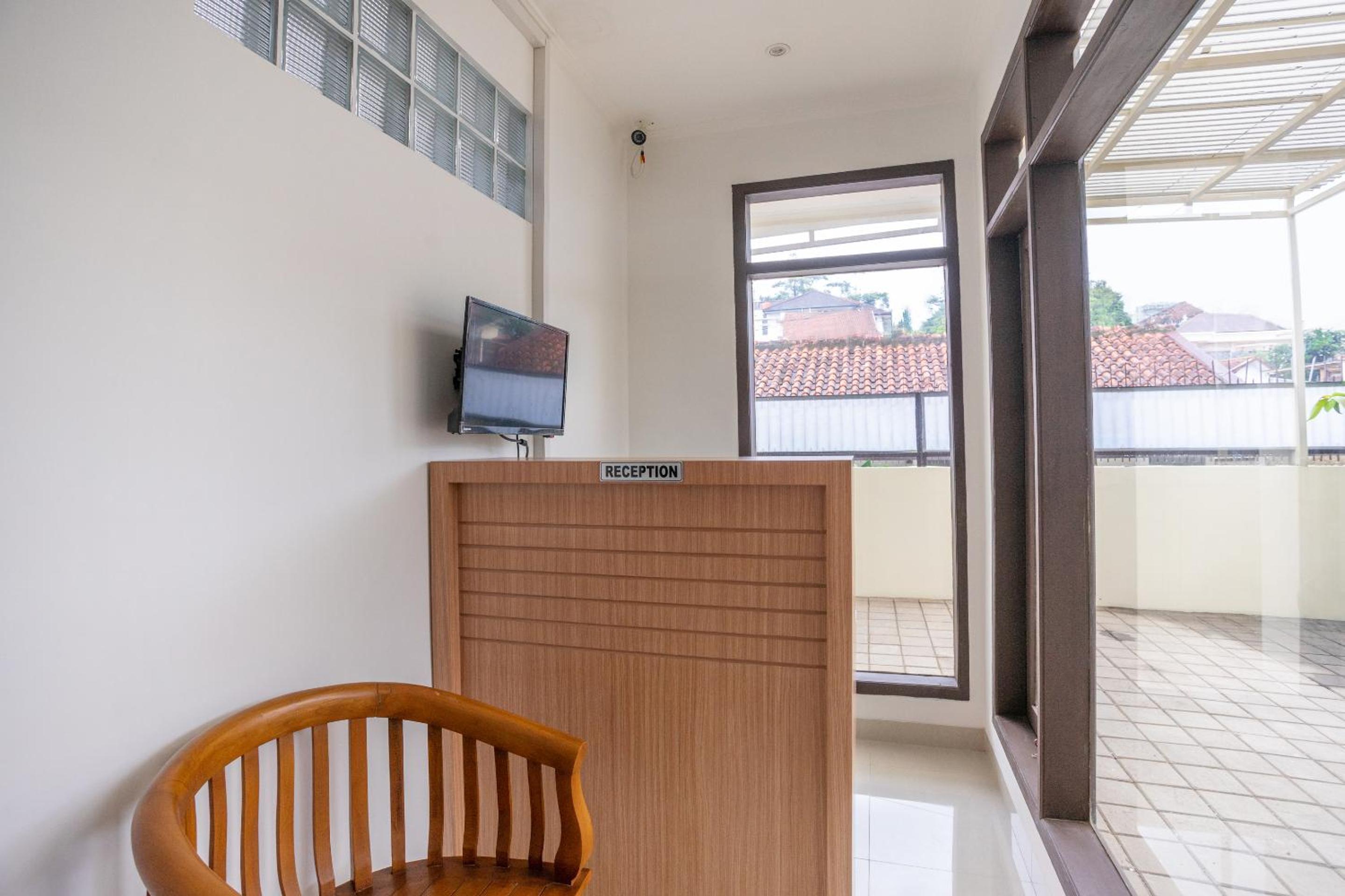 Hotel O Hegarbudhi Residence 8/49