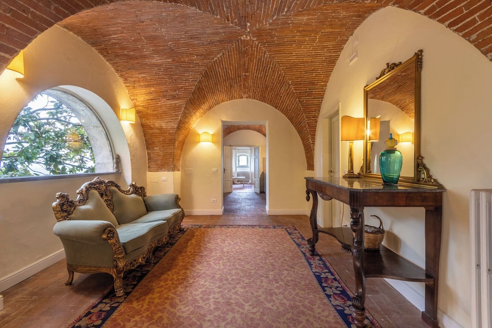Hotel Villa Sermolli 24/50