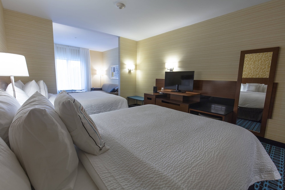 Fairfield Inn And Suites By Marriott Atlanta Woodstock 14/39