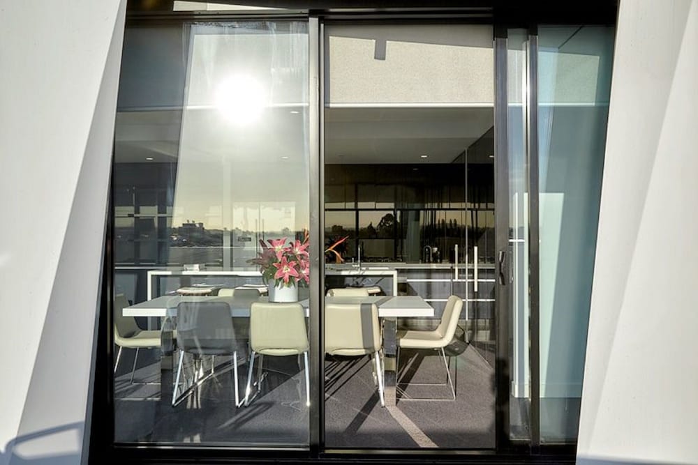 381 Cremorne 25/57