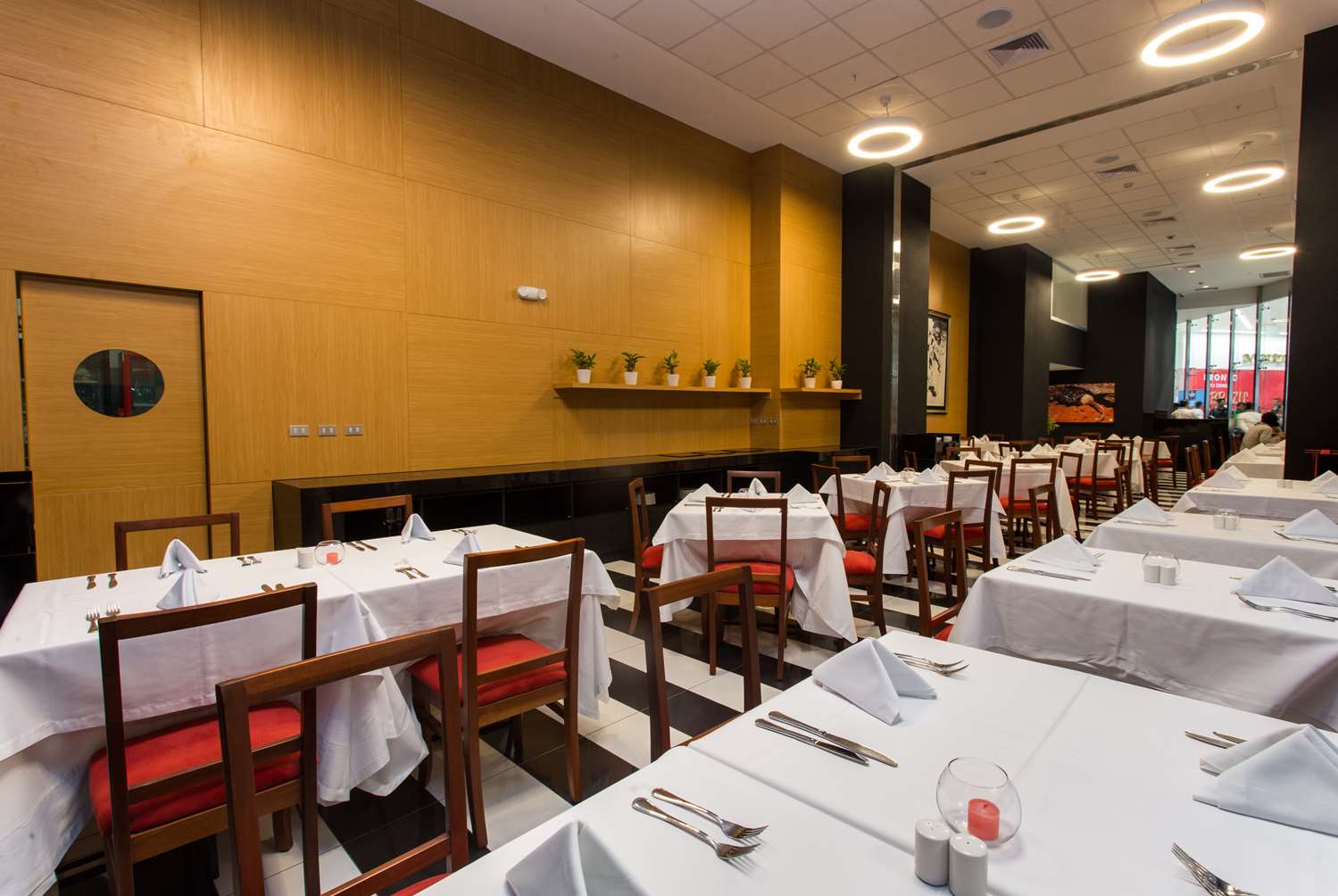 Wyndham Costa Del Sol Tumbes 54/77