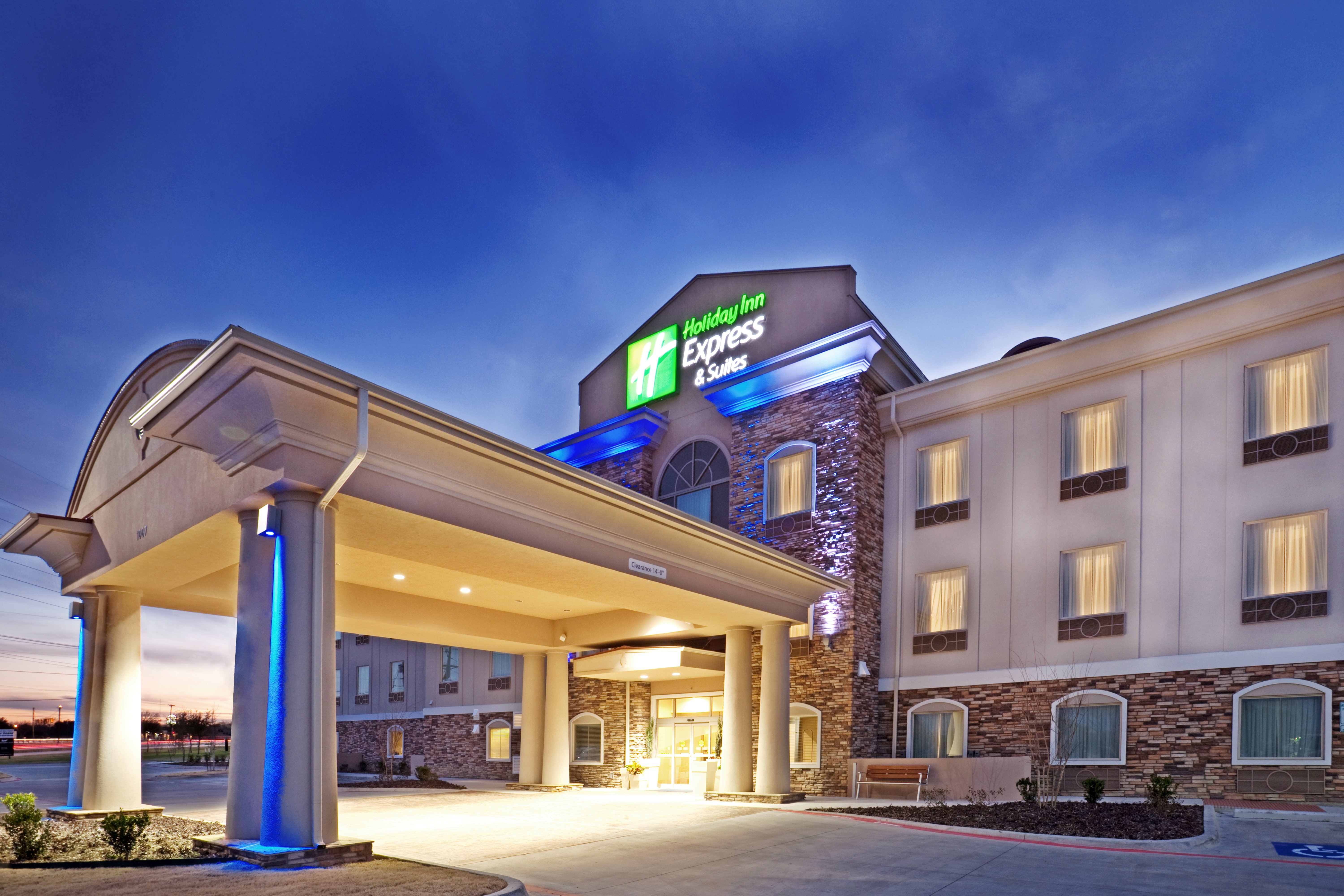 Holiday Inn Express Hotel And Suites Cedar Hill 3/69