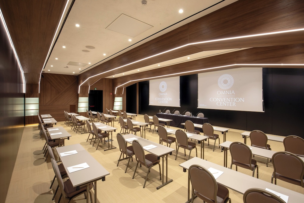 Hotel Shangri-La Roma 52/60