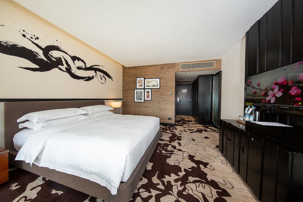 NOBU, DELUXE, KING BED, CITY VIEW