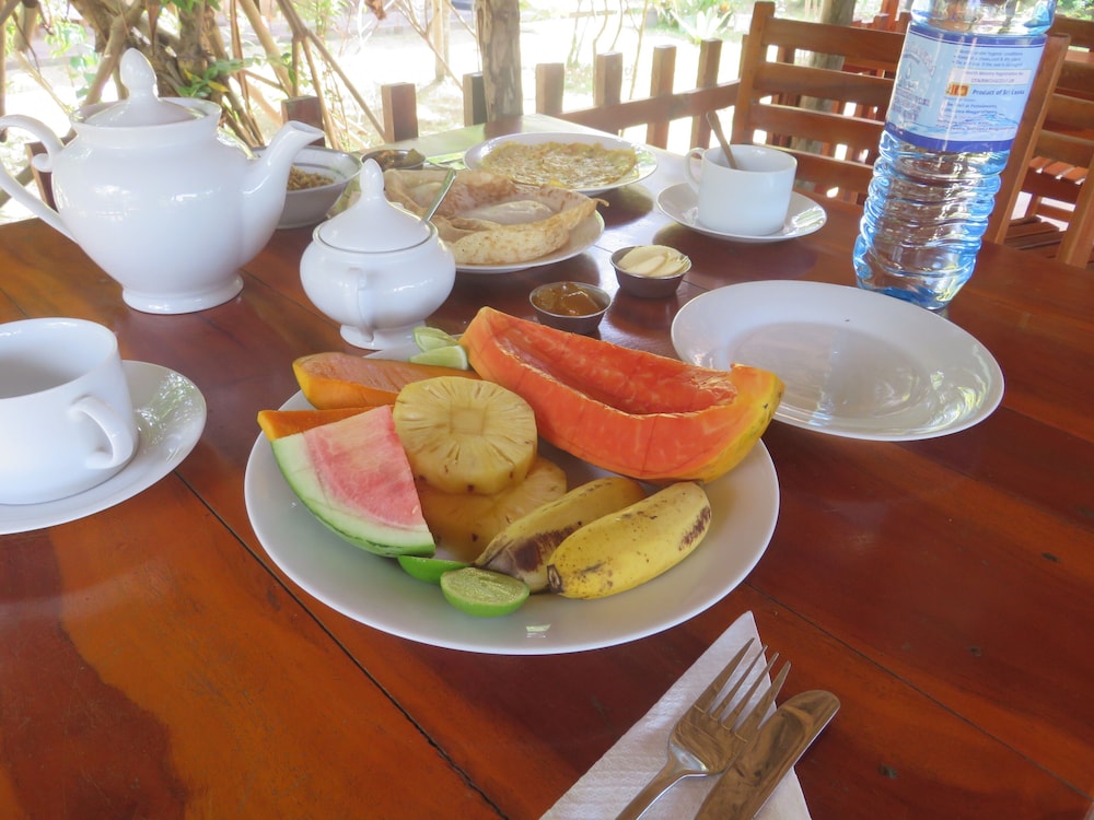 Others, Beach Lagoon Guest House, Tangalle